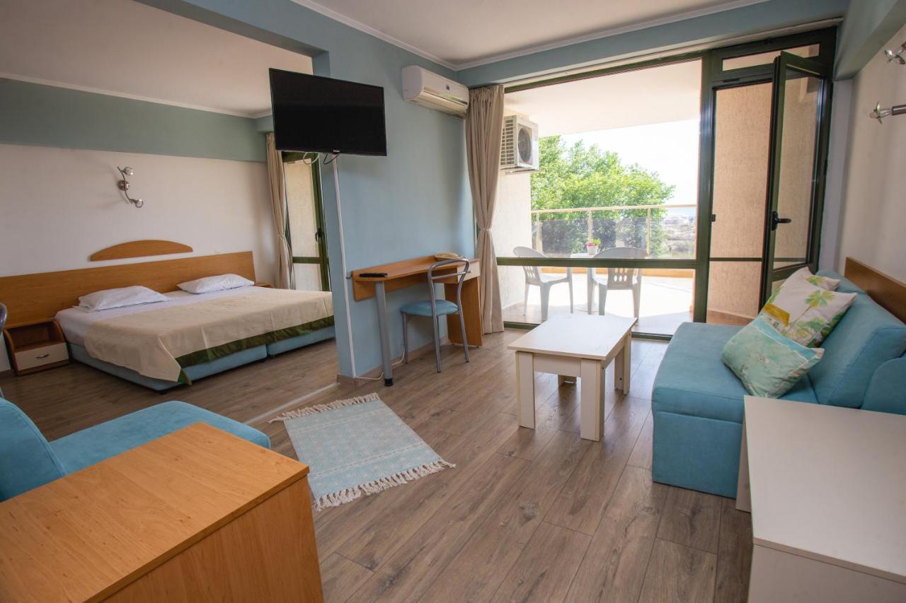 Amfibia Beach Complex Слънчев бряг Екстериор снимка