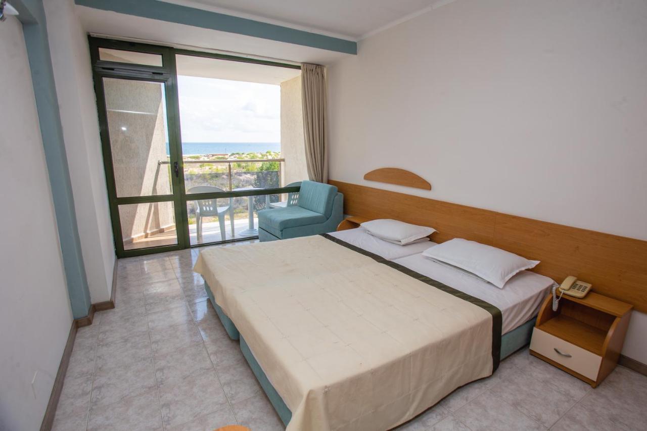 Amfibia Beach Complex Слънчев бряг Екстериор снимка