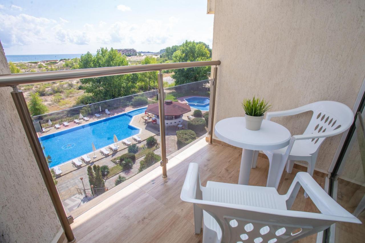 Amfibia Beach Complex Слънчев бряг Екстериор снимка