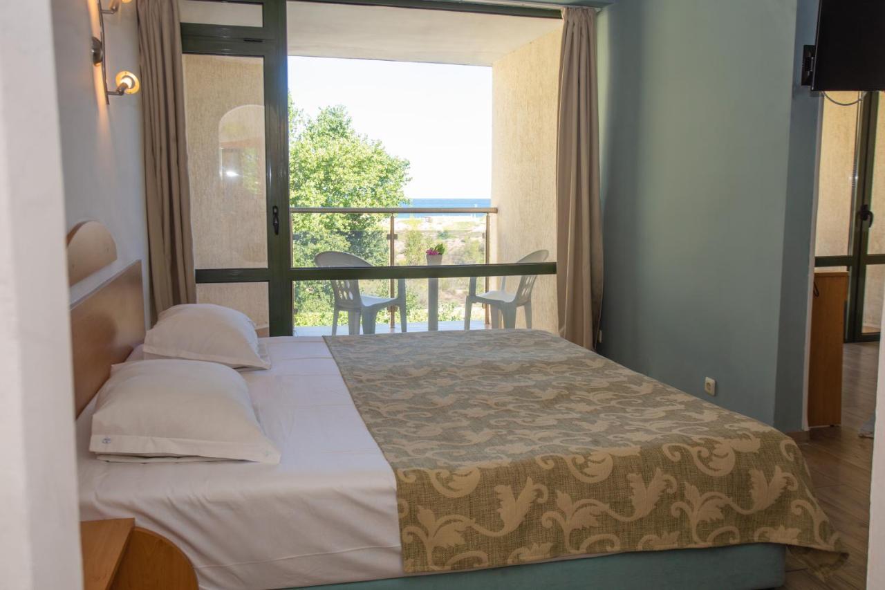 Amfibia Beach Complex Слънчев бряг Екстериор снимка