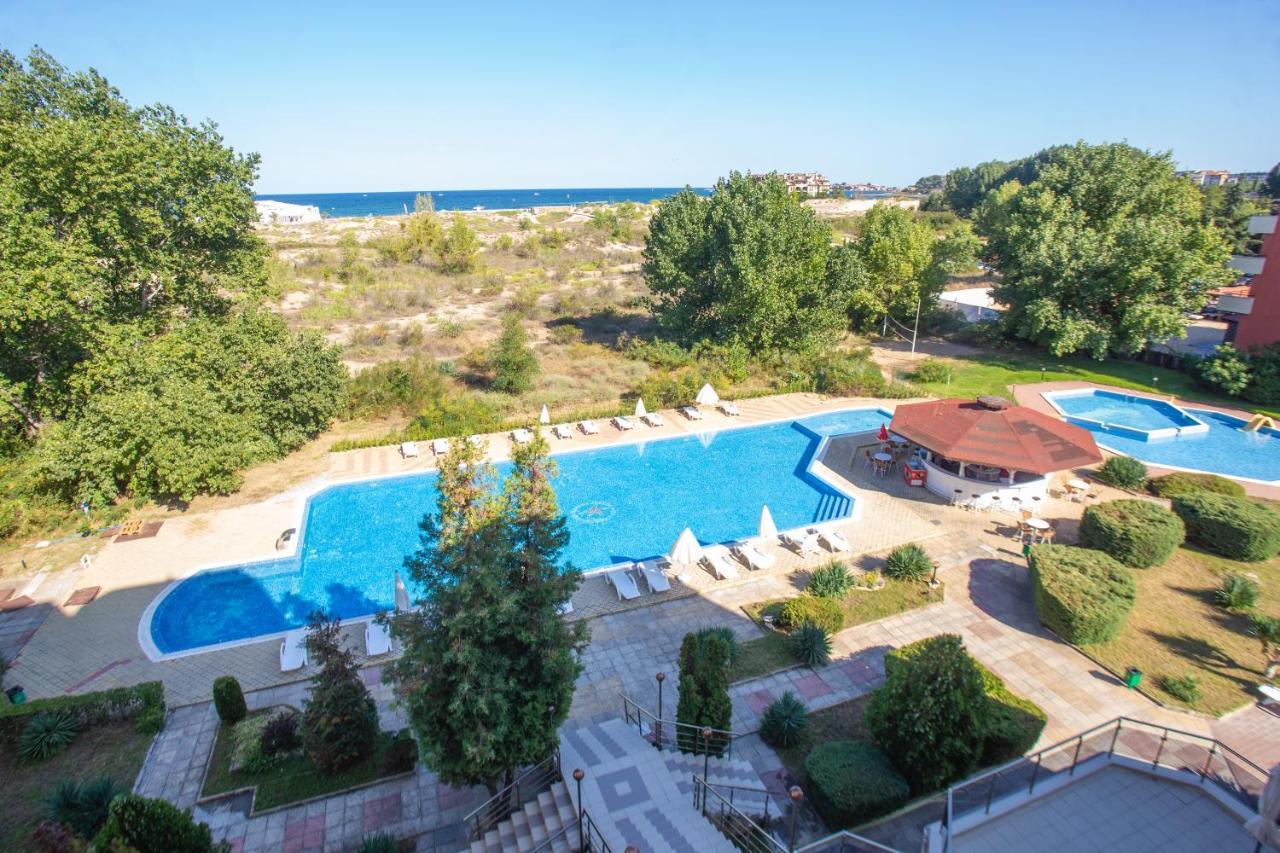 Amfibia Beach Complex Слънчев бряг Екстериор снимка