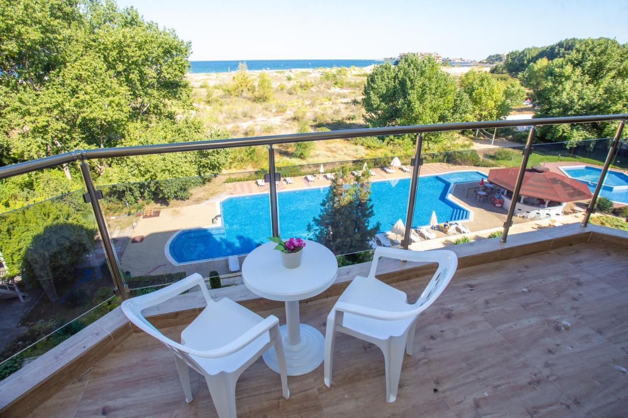 Amfibia Beach Complex Слънчев бряг Екстериор снимка
