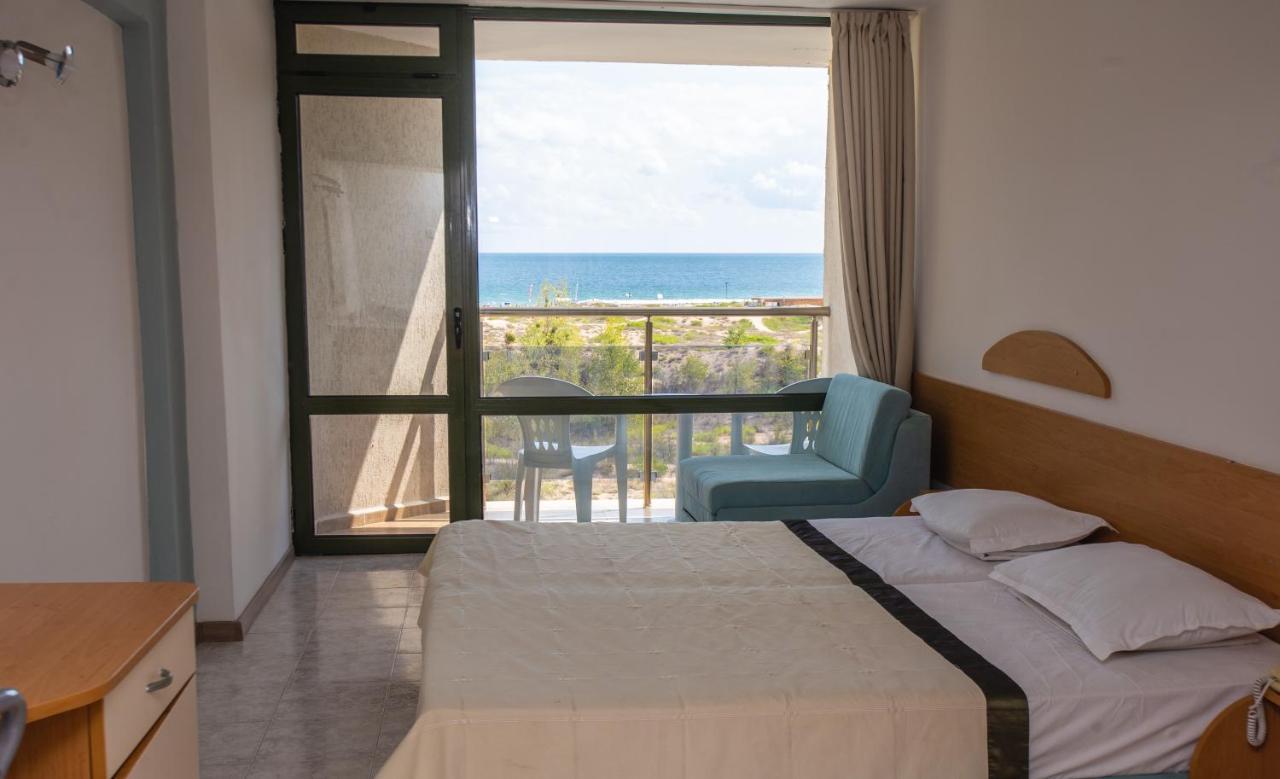Amfibia Beach Complex Слънчев бряг Екстериор снимка